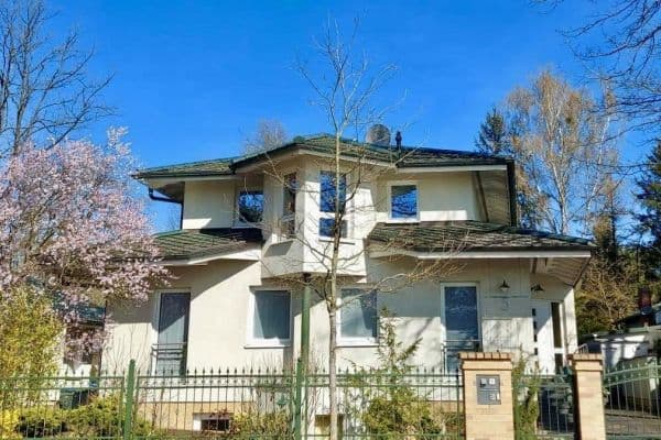 Prodej domu 273 m², pozemek 1.159 m², Zühlsdorf Prodej domu 273 m², pozemek 1.159 m², Zühlsdorf
