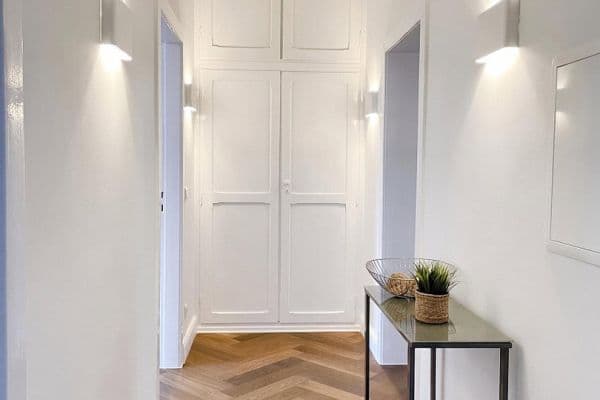 Prodej bytu 2+1 63 m², Düsseldorf, Severní Porýní-Vestfálsko Prodej bytu 2+1 63 m², Düsseldorf, Severní Porýní-Vestfálsko