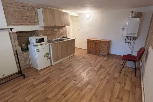 Pronájem bytu 1+kk 25 m², Vodova, Brno Pronájem bytu 1+kk 25 m², Vodova, Brno