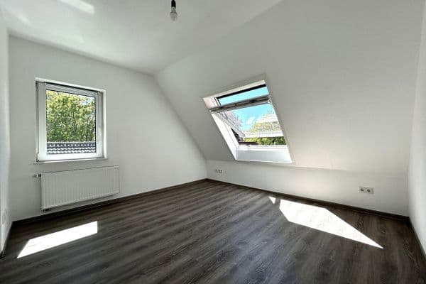 Pronájem bytu 4+1 86 m², Melle Pronájem bytu 4+1 86 m², Melle