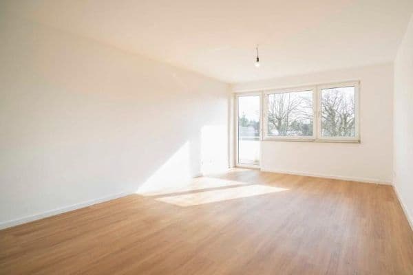 Pronájem bytu 3+1 72 m², Rissener Strasse 71, Wedel Pronájem bytu 3+1 72 m², Rissener Strasse 71, Wedel