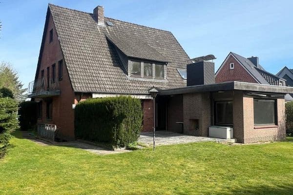 Prodej domu 198 m², pozemek 698 m², Bad Oldesloe Prodej domu 198 m², pozemek 698 m², Bad Oldesloe