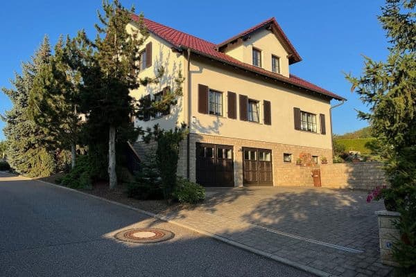 Prodej domu 206 m², pozemek 811 m², zur Heide 53, Naumburg (Saale), Sasko-Anhaltsko Prodej domu 206 m², pozemek 811 m², zur Heide 53, Naumburg (Saale), Sasko-Anhaltsko