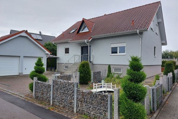 Prodej domu 176 m², pozemek 551 m², Am Schwefelgraben 3, Mühlhausen-Ehingen Prodej domu 176 m², pozemek 551 m², Am Schwefelgraben 3, Mühlhausen-Ehingen