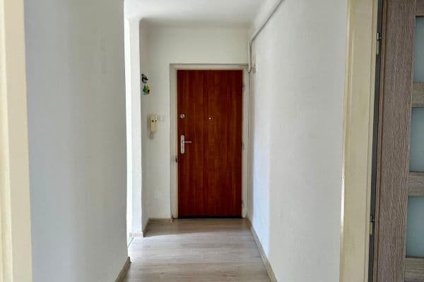 Pronájem bytu 2+1 62 m², Pražská tř., České Budějovice Pronájem bytu 2+1 62 m², Pražská tř., České Budějovice