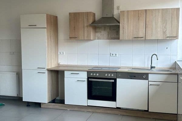 Pronájem bytu 2+1 60 m², Steinfurther Hauptstr. 27, Bad Nauheim Pronájem bytu 2+1 60 m², Steinfurther Hauptstr. 27, Bad Nauheim