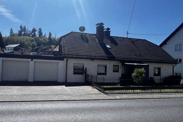 Prodej domu 275 m², pozemek 820 m², idstein Prodej domu 275 m², pozemek 820 m², idstein