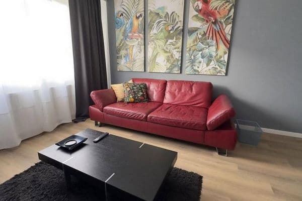 Pronájem bytu 2+1 65 m², Limpurgergasse 4, Frankfurt am Main Pronájem bytu 2+1 65 m², Limpurgergasse 4, Frankfurt am Main