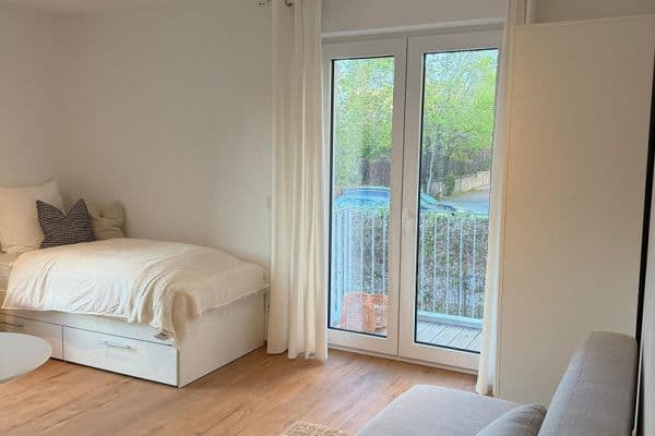 Pronájem bytu 1+1 30 m², Berlin, Berlín Pronájem bytu 1+1 30 m², Berlin, Berlín