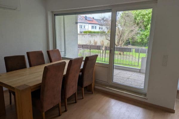 Prodej bytu 3+1 98 m², Ziegelofenweg 3, Speyer Prodej bytu 3+1 98 m², Ziegelofenweg 3, Speyer
