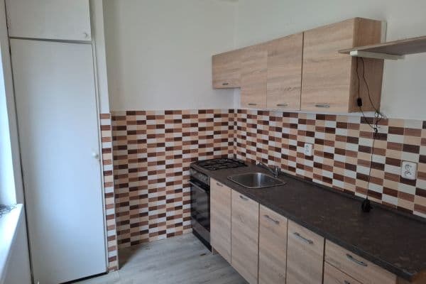 Pronájem bytu 2+1 58 m², Masarykova třída, Orlová Pronájem bytu 2+1 58 m², Masarykova třída, Orlová