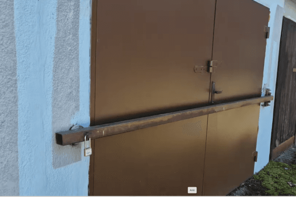 Pronájem garáže 262 m², Horoměřická, Praha Pronájem garáže 262 m², Horoměřická, Praha