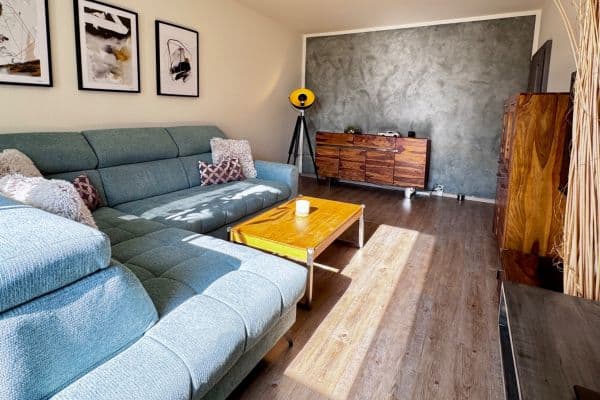 Pronájem bytu 3+1 75 m², Otradovická, Praha Pronájem bytu 3+1 75 m², Otradovická, Praha