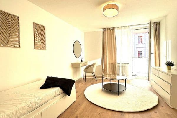 Pronájem bytu 50 m², Senftlstraße 1a, München, Bavorsko Pronájem bytu 50 m², Senftlstraße 1a, München, Bavorsko