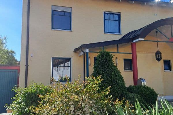 Prodej domu 172 m², pozemek 386 m², Raiffeisenstraße 10, Bonstetten Prodej domu 172 m², pozemek 386 m², Raiffeisenstraße 10, Bonstetten