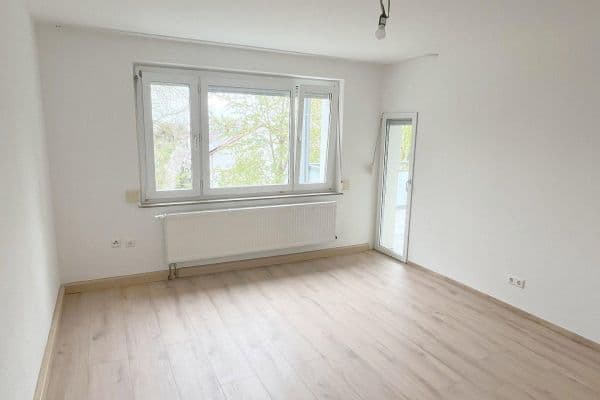 Pronájem bytu 3+1 65 m², Ulm, Bádensko-Württembersko Pronájem bytu 3+1 65 m², Ulm, Bádensko-Württembersko