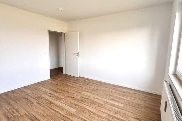 Pronájem bytu 3+1 63 m², Natruperstr. 130 D, Osnabrück, Dolní Sasko Pronájem bytu 3+1 63 m², Natruperstr. 130 D, Osnabrück, Dolní Sasko