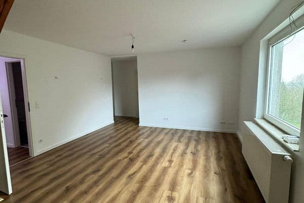 Pronájem bytu 3+1 73 m², Hohenzollern Str. 37, Recklinghausen Pronájem bytu 3+1 73 m², Hohenzollern Str. 37, Recklinghausen