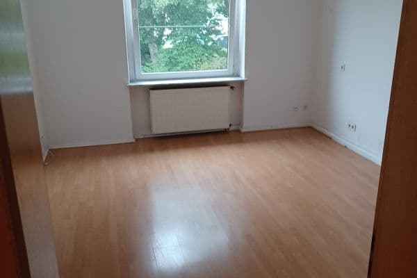 Pronájem bytu 2+1 47 m², Wittenerstr. 56, Wuppertal Pronájem bytu 2+1 47 m², Wittenerstr. 56, Wuppertal