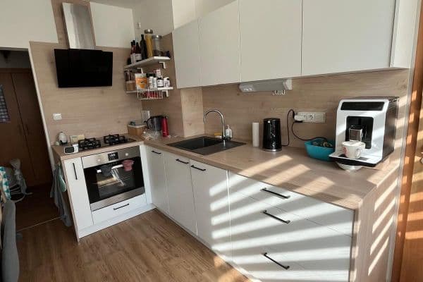 Pronájem bytu 2+1 70 m², Dolní hejčínská, Olomouc Pronájem bytu 2+1 70 m², Dolní hejčínská, Olomouc