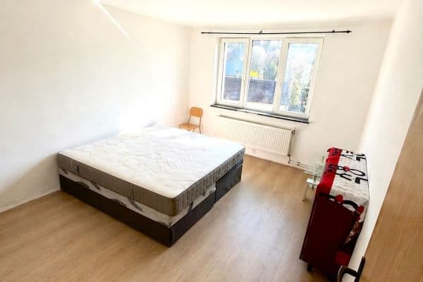 Pronájem bytu 3+1 71 m², Bitozeves Pronájem bytu 3+1 71 m², Bitozeves