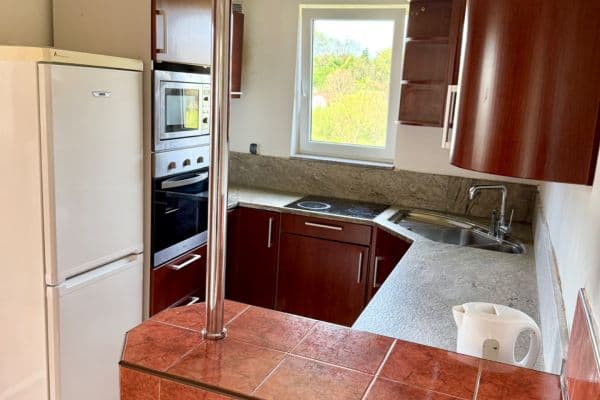 Pronájem bytu 3+1 71 m², Bitozeves Pronájem bytu 3+1 71 m², Bitozeves