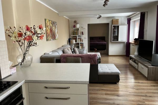 Pronájem bytu 2+kk 58 m², Dvorecká, Praha Pronájem bytu 2+kk 58 m², Dvorecká, Praha
