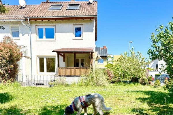 Prodej domu 91 m², pozemek 341 m², Kriftel Prodej domu 91 m², pozemek 341 m², Kriftel