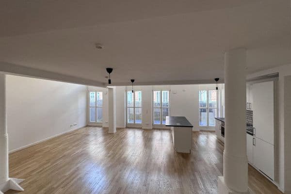 Pronájem bytu 3+1 96 m², Berlin, Berlín Pronájem bytu 3+1 96 m², Berlin, Berlín