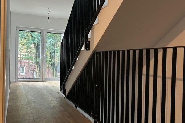 Pronájem bytu 4+1 122 m², Hamburg, Hamburg Pronájem bytu 4+1 122 m², Hamburg, Hamburg