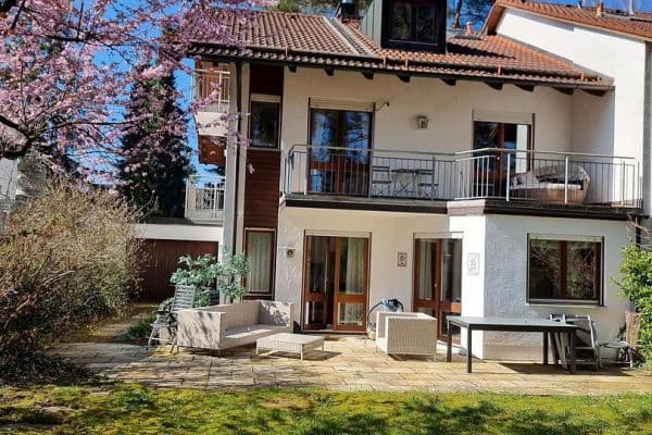 Prodej domu 185 m², pozemek 630 m², Vaterstetten, Bavorsko Prodej domu 185 m², pozemek 630 m², Vaterstetten, Bavorsko