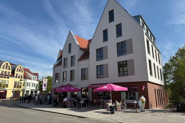 Pronájem bytu 5+1 85 m², Brückenplatz 7, Lubín, Braniborsko Pronájem bytu 5+1 85 m², Brückenplatz 7, Lubín, Braniborsko
