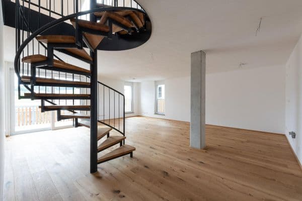 Prodej bytu 4+1 116 m², Buchenberger Straße 19b, Buchenberg - OT Wirlings Prodej bytu 4+1 116 m², Buchenberger Straße 19b, Buchenberg - OT Wirlings