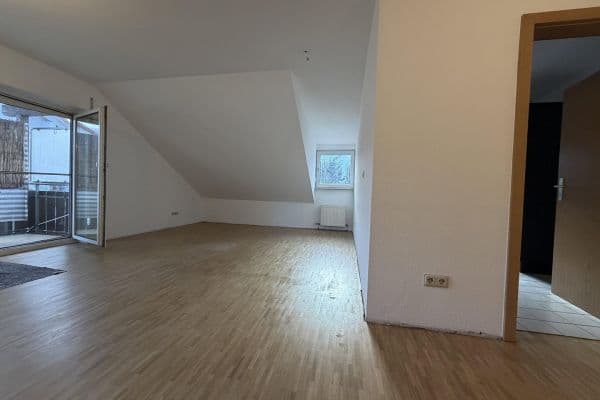 Pronájem bytu 3+1 91 m², Cleebronn Pronájem bytu 3+1 91 m², Cleebronn