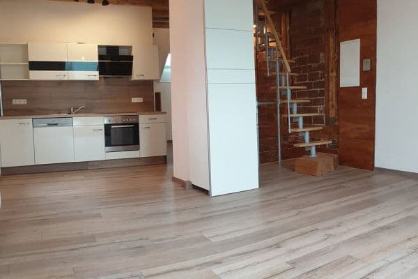Pronájem bytu 2+1 65 m², Herdstr. 14, Villingen-Schwenningen, Bádensko-Württembersko Pronájem bytu 2+1 65 m², Herdstr. 14, Villingen-Schwenningen, Bádensko-Württembersko