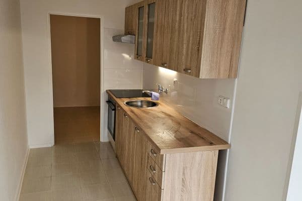 Pronájem bytu 2+1 65 m², Soukenická, Liberec Pronájem bytu 2+1 65 m², Soukenická, Liberec