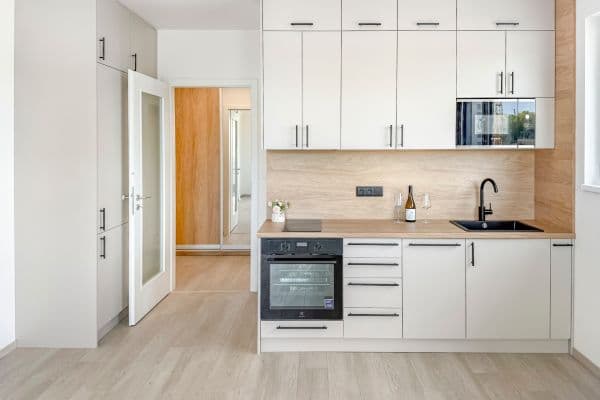 Pronájem bytu 1+kk 39 m², Bukačova, Praha, Praha Pronájem bytu 1+kk 39 m², Bukačova, Praha, Praha