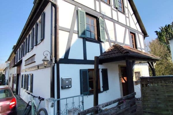 Prodej domu 192 m², pozemek 145 m², Am Leurenberg 18, Nürtingen Prodej domu 192 m², pozemek 145 m², Am Leurenberg 18, Nürtingen