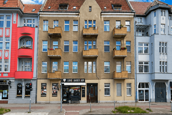 Prodej domu 1.402 m², pozemek 865 m², berlin, Berlín Prodej domu 1.402 m², pozemek 865 m², berlin, Berlín