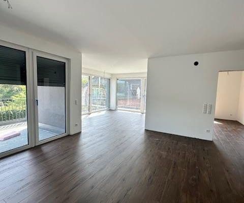 Pronájem bytu 4+1 145 m², Verl, Severní Porýní-Vestfálsko Pronájem bytu 4+1 145 m², Verl, Severní Porýní-Vestfálsko