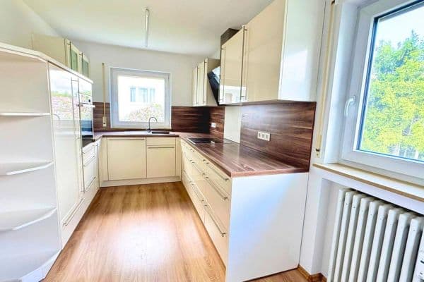Pronájem bytu 3+1 73 m², Machtolsheimer Weg 4, Laichingen Pronájem bytu 3+1 73 m², Machtolsheimer Weg 4, Laichingen