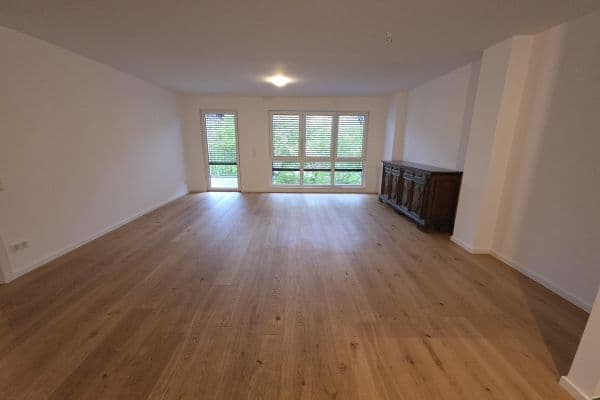 Pronájem bytu 3+1 110 m², Hilden Pronájem bytu 3+1 110 m², Hilden