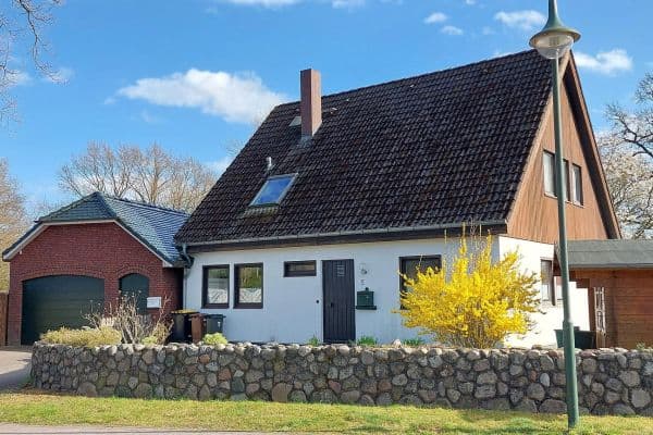Prodej domu 137 m², pozemek 947 m², Borstel-Hohenraden Prodej domu 137 m², pozemek 947 m², Borstel-Hohenraden