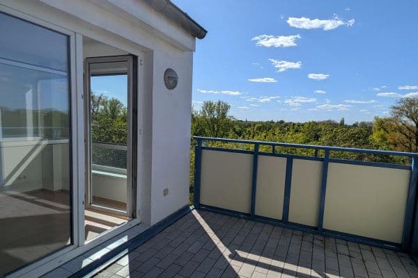 Prodej bytu 3+1 96 m², Berlin, Berlín Prodej bytu 3+1 96 m², Berlin, Berlín