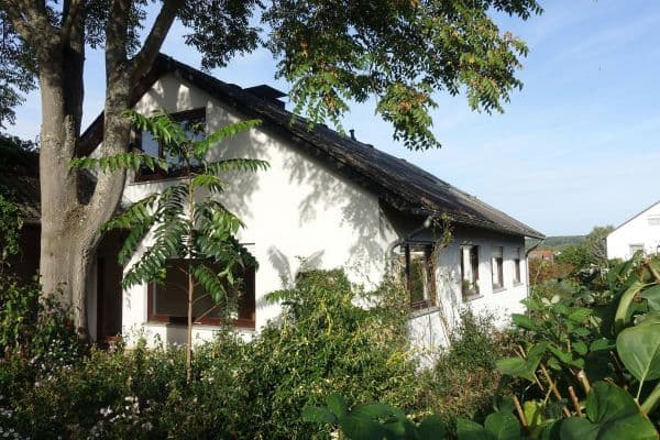 Prodej domu 190 m², pozemek 854 m², Kiefernweg 1, Idstein, Hessen Prodej domu 190 m², pozemek 854 m², Kiefernweg 1, Idstein, Hessen