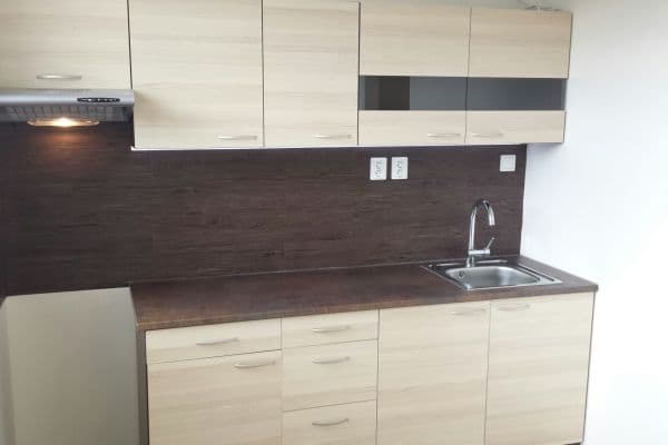 Prodej bytu 2+kk 52 m², Kubánské náměstí, Praha Prodej bytu 2+kk 52 m², Kubánské náměstí, Praha