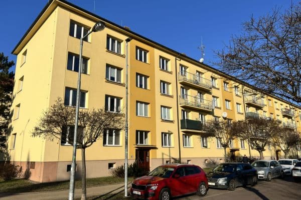 Prodej bytu 3+1 77 m², Benešovo náměstí, Pardubice Prodej bytu 3+1 77 m², Benešovo náměstí, Pardubice