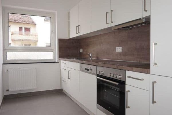 Pronájem bytu 3+1 77 m², Mainz, Porýní-Falc Pronájem bytu 3+1 77 m², Mainz, Porýní-Falc