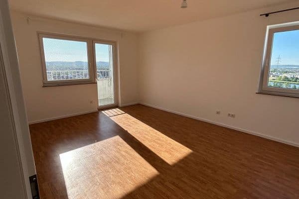 Pronájem bytu 2+1 62 m², Behringstraße 23, Mainaschaff Pronájem bytu 2+1 62 m², Behringstraße 23, Mainaschaff