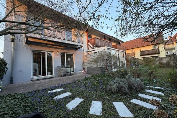 Prodej domu 140 m², pozemek 156 m², Neulußheim Prodej domu 140 m², pozemek 156 m², Neulußheim